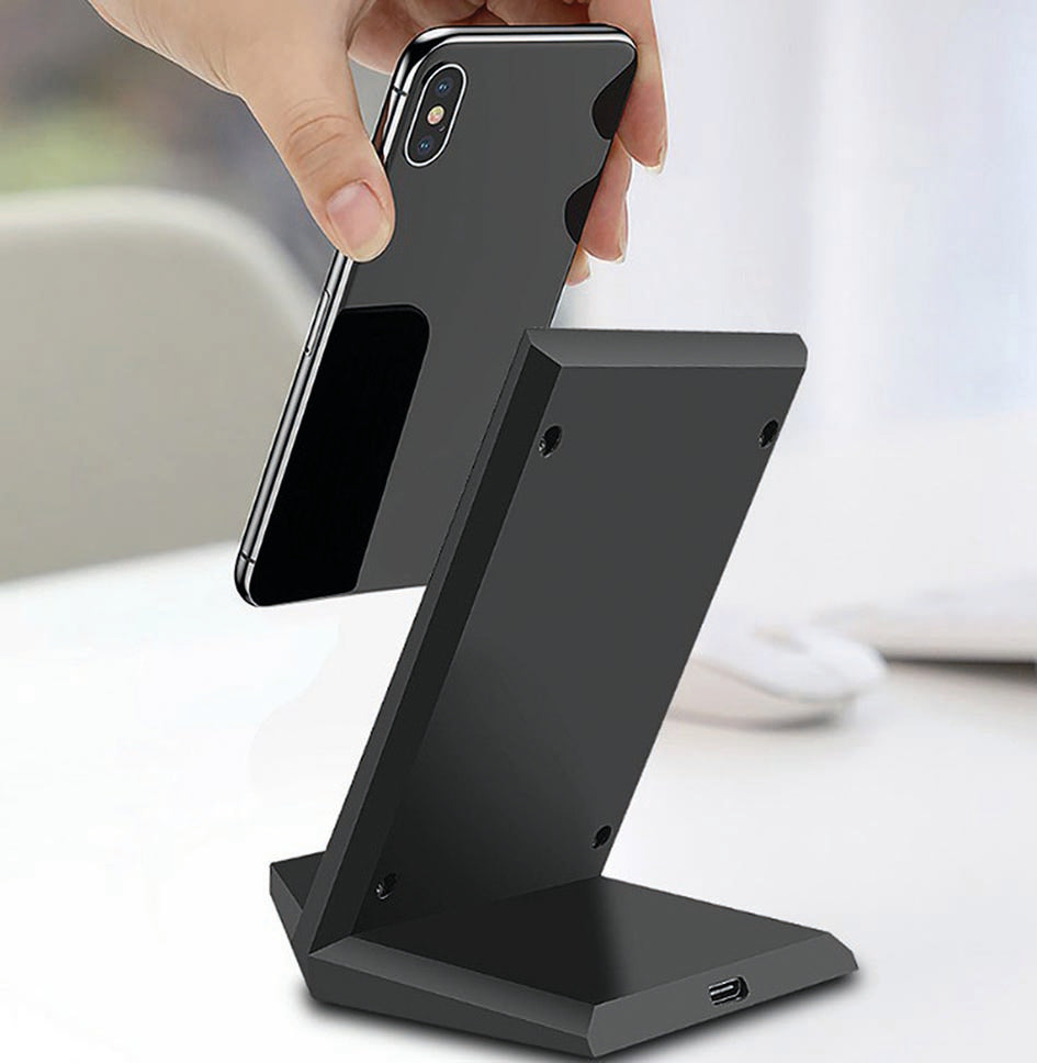 Induktive Schnell-Ladestation