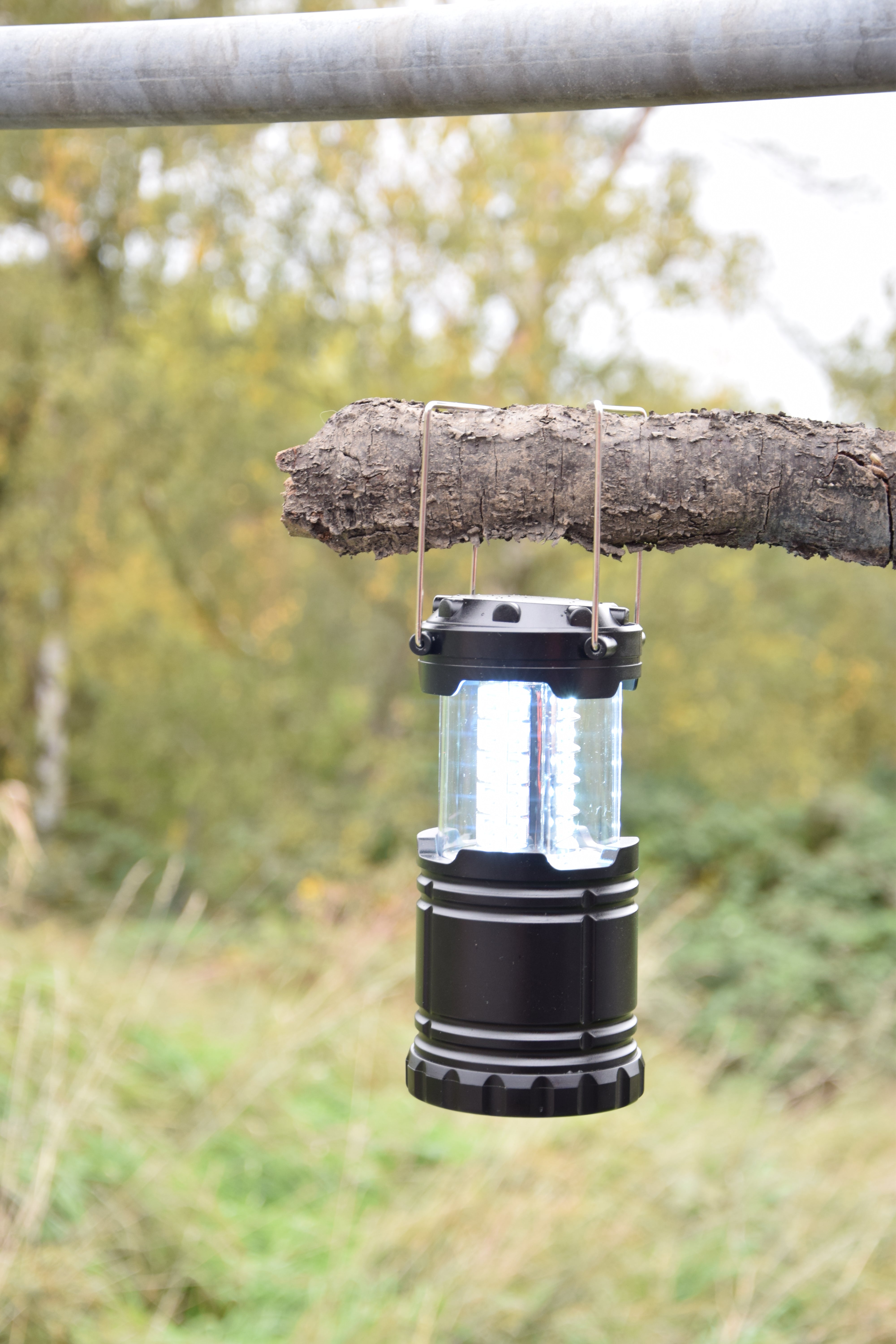 LED Laterne - "Camp" - 140 Lumen - 30 LEDs - stellbar & hängbar - schwarz